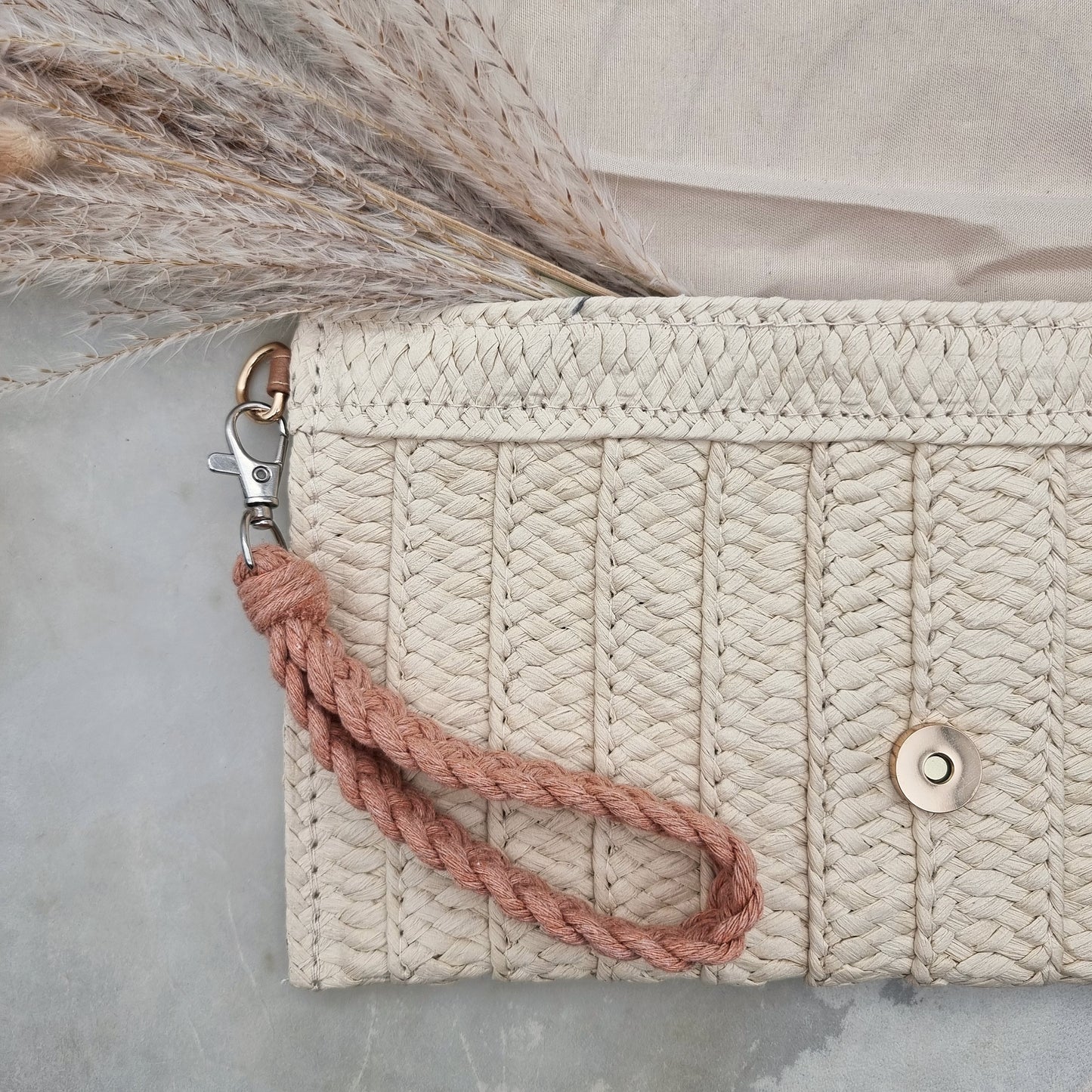 Laccio da polso in Macramé - Rosa Antico