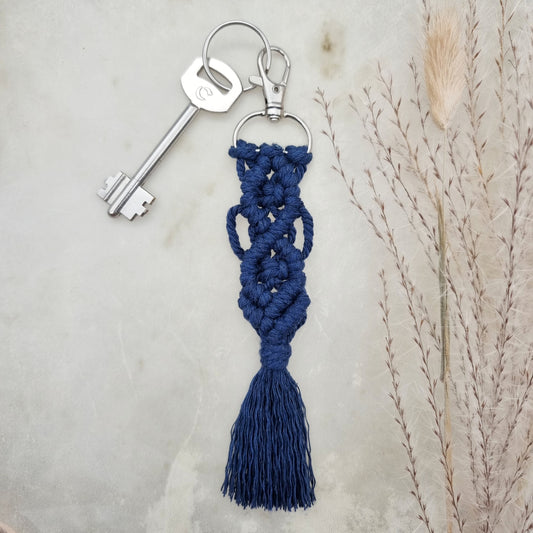 Portachiavi in Macramé Boho Chic – Blue Navy